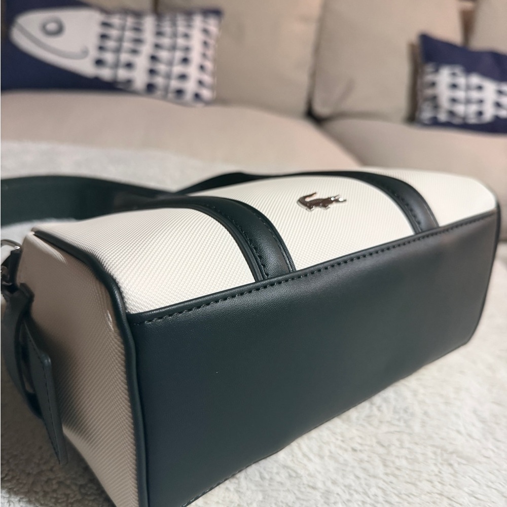 Lacoste Dark Green and Cream Satchel - Picture 4 of 6